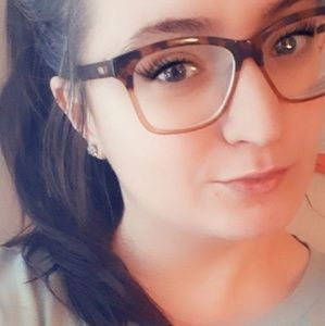 Meet your Posher, Lark